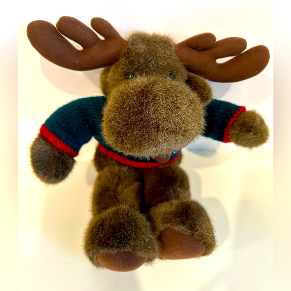Vaughn 16” Moose Plush in Green Sweater